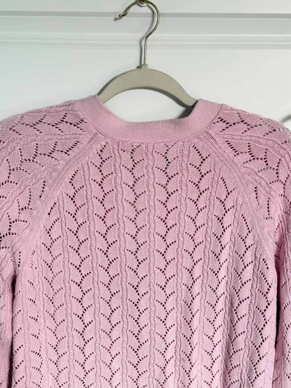 Loft Pink Cropped Pointelle Knit Cardigan Sweater Size Large 54494 - Picture 9 of 15